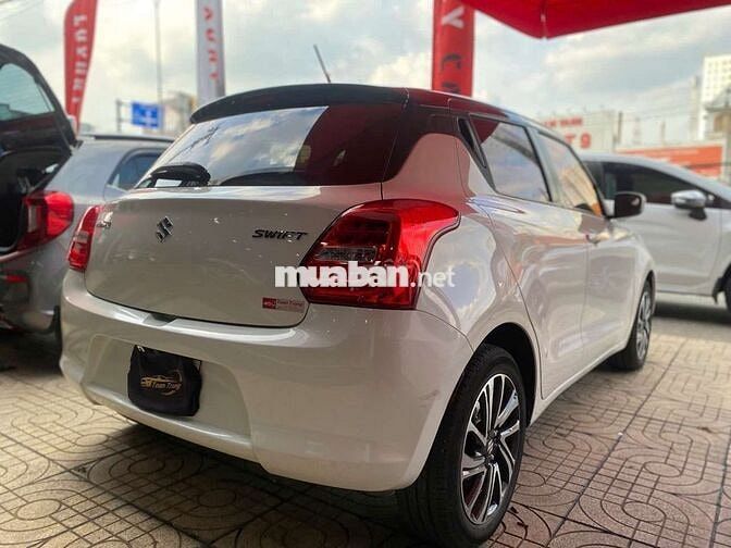 Suzuki Swift đẹp quá ạ