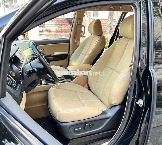 Kia Sedona 2020 DAT Luxury - 80000 km