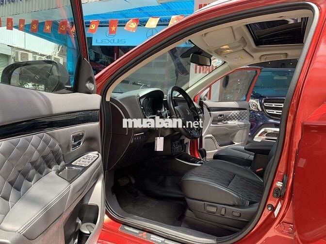 Outlander 2.0 Pre sx 2022 mẫu 2023 tuyệt đẹp