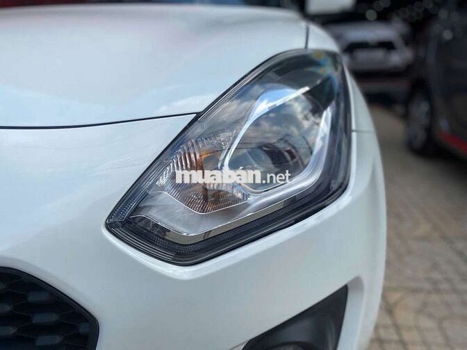 Suzuki Swift đẹp quá ạ