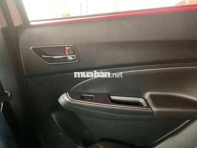 Suzuki Swift đẹp quá ạ
