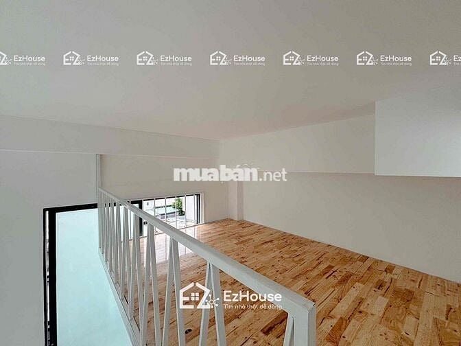Phòng Duplex ban công 30m2 ngay Nguyễn Oanh