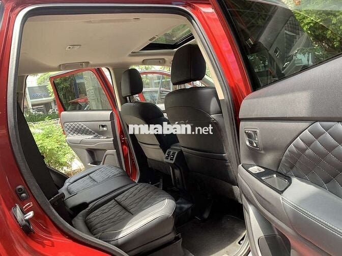 Outlander 2.0 Pre sx 2022 mẫu 2023 tuyệt đẹp