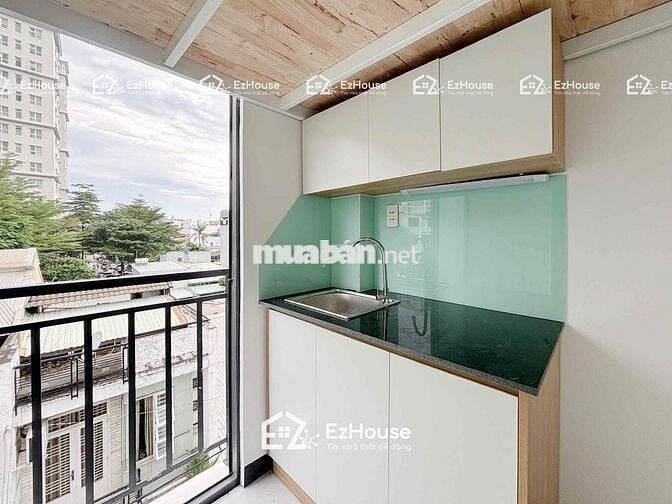 Phòng Duplex ban công 30m2 ngay Nguyễn Oanh