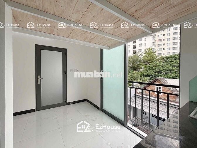 Phòng Duplex ban công 30m2 ngay Nguyễn Oanh