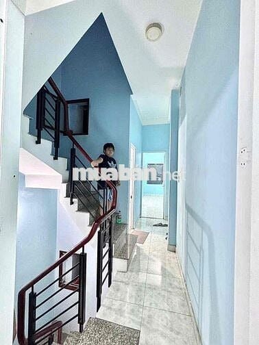Bán nhà quận 10 hẻm thông 4 tầng 46m2 gần big c miền đông