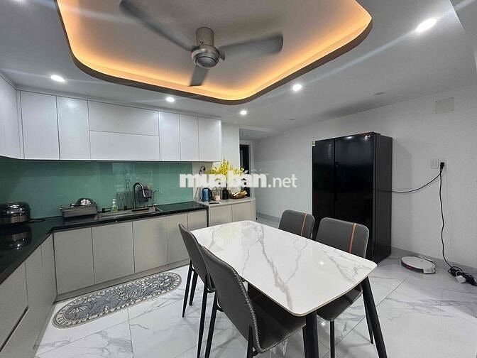 Bán nhà 2 tầng mới xây đường Thâm Tâm sát trục chính Minh Mạng