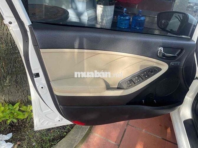 Kia Cerato 2018 2.0 AT Premium - 12000 km