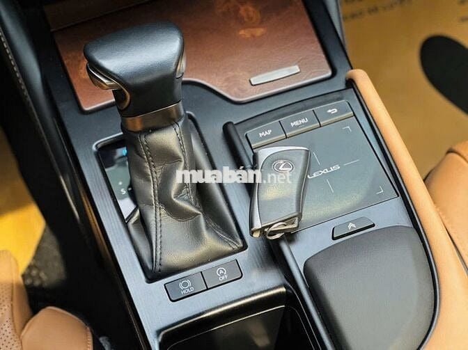 Lexus ES 2022 250 - 25000 km