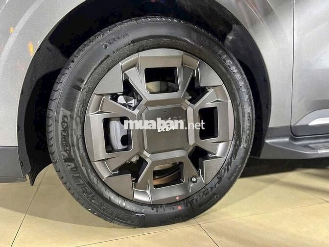 KIA CARNIVAL HEV - GIẢM GIÁ - TẶNG BẢO HIỂM