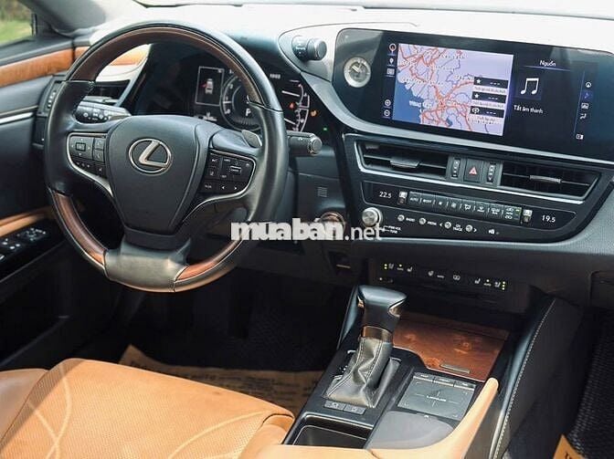 Lexus ES 2022 250 - 25000 km