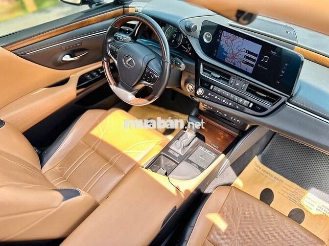 Lexus ES 2022 250 - 25000 km