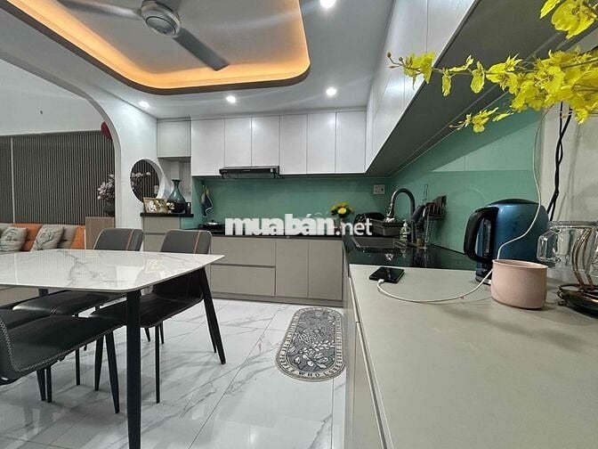 Bán nhà 2 tầng mới xây đường Thâm Tâm sát trục chính Minh Mạng