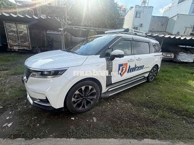 Kia Carnival 2022 2.2D Premium 7 chỗ - 30000 km
