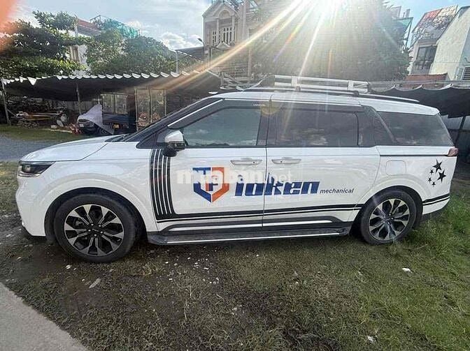 Kia Carnival 2022 2.2D Premium 7 chỗ - 30000 km