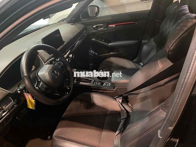 HONDA CIVIC RS ĐEN 2024 - SIÊU LƯỚT - Giá tốt
