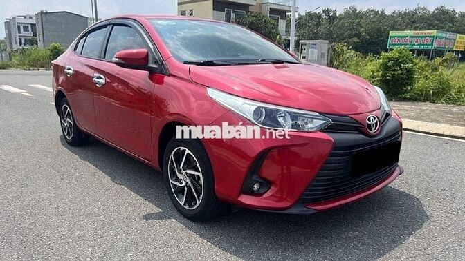 Bán Vios E CVT 2022 màu đỏ xịn