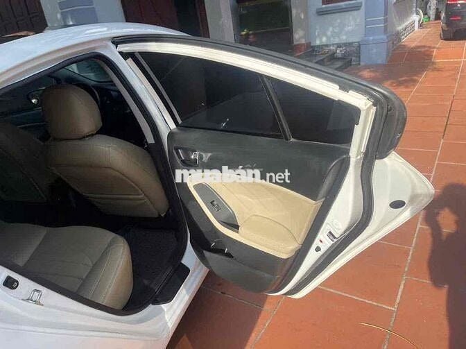 Kia Cerato 2018 2.0 AT Premium - 12000 km