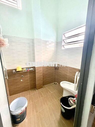 BÁN GẤP NHÀ HẺM TRẦN HƯNG ĐẠO,  53MV .GIÁ 2 TỶ 450TR TL