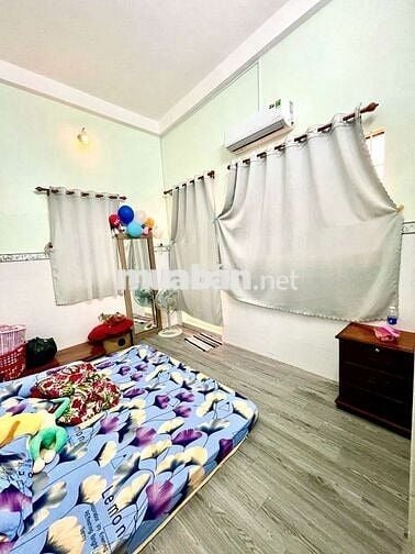 BÁN GẤP NHÀ HẺM TRẦN HƯNG ĐẠO,  53MV .GIÁ 2 TỶ 450TR TL