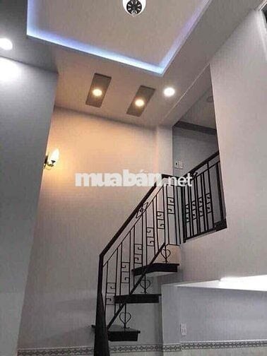 Nhà 25m, 3 mặt tiền hẻm 184/10 Lý Chính Thắng