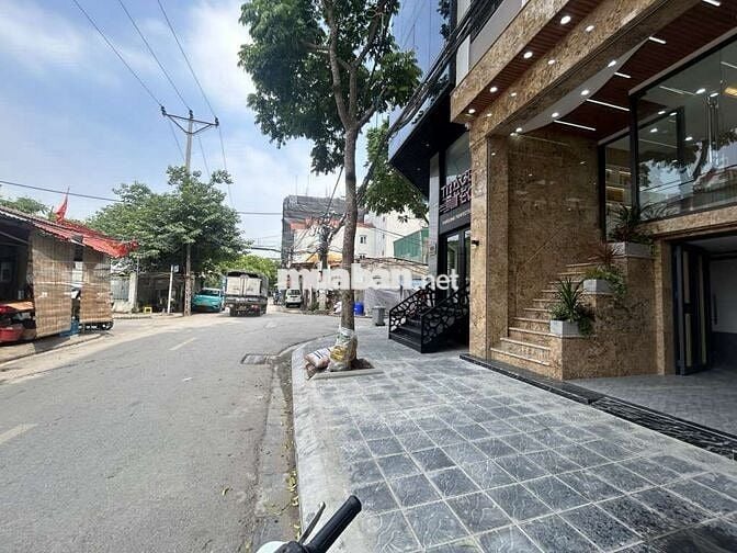 Mặt phố, kinh doanh, dòng tiền
