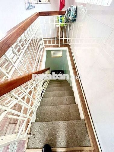 BÁN GẤP NHÀ HẺM TRẦN HƯNG ĐẠO,  53MV .GIÁ 2 TỶ 450TR TL