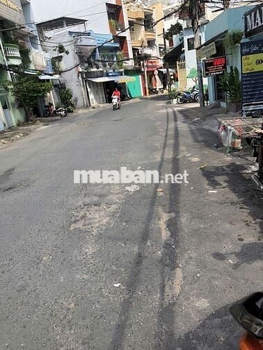 Phòng 2,5tr, giờ giấc tự do ngách 143/202 phố Nguyễn Chính, Hoàng Mai