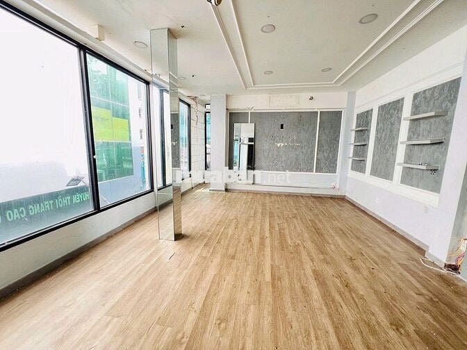 ✅CHO THUÊ NHÀ NGUYÊN CĂN GÓC MẶT TIỀN ĐƯỜNG NGUYỄN TRÃI, P. 2, QUẬN 5