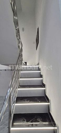 Bán nhà 1trệt, 2 lầu, Hẻm 1225 Phạm Thế Hiển P5, Q8. Ngang 3,8mx 10m