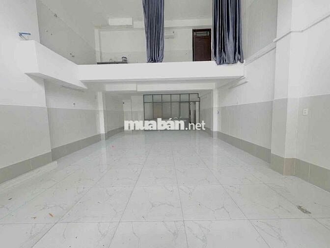 6x12 mặt bằng gần ngã 4 Bốn Xã, ngay khu trường học cấp 1, cấp 2