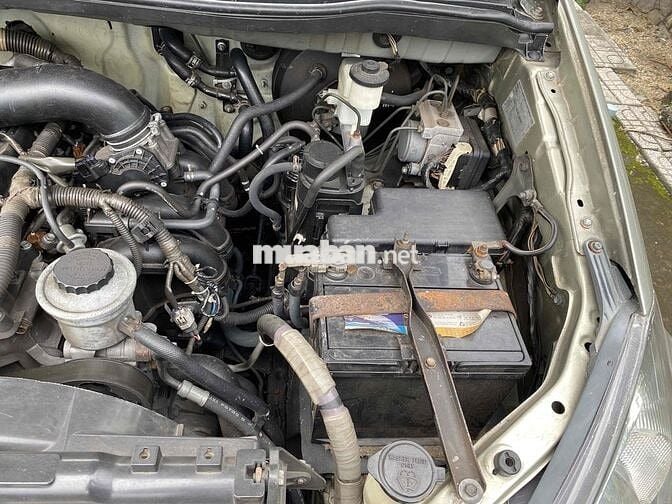 Toyota Innova 2006 G - 200000 km