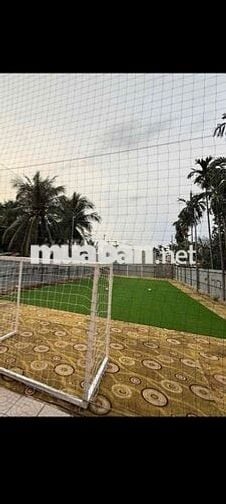 NHÀ SÂN VƯỜN1800m,GỒM 3PN,2WC,SÂN BÓNG ĐÁ,ĐẤT TRỐNG  HỢP NUÔI THÚ CƯNG