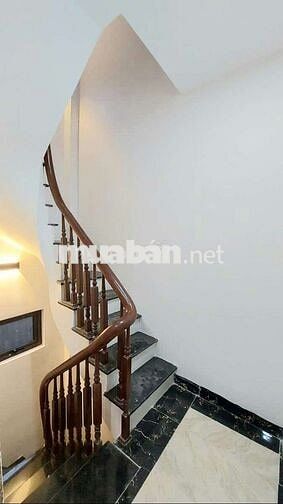 Nhà phố Xã Đàn, 35m, 5 tầng, thang máy, vài bước ra ô tô đỗ