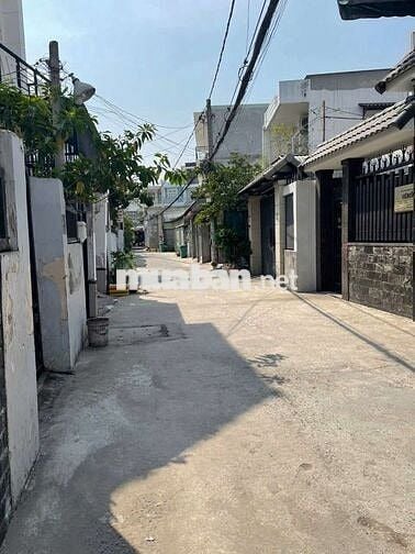 NHÀ 1TRỆT 1LẦU 3,5X20 3PN 2WC FULL NỘI THẤT HẺM OTO ĐỐI DIỆN VẠN PHÚC