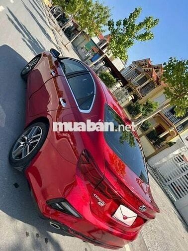 bán xe Kia Cerato 2.0AT 2022 màu đỏ