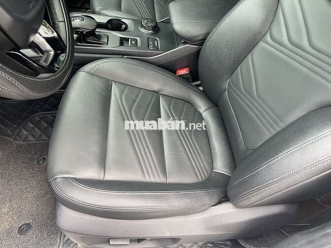 Ford Everest 2023 Titanium+ 2.0 AT 4x4 - 35000 km