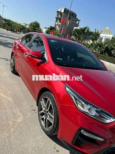 bán xe Kia Cerato 2.0AT 2022 màu đỏ