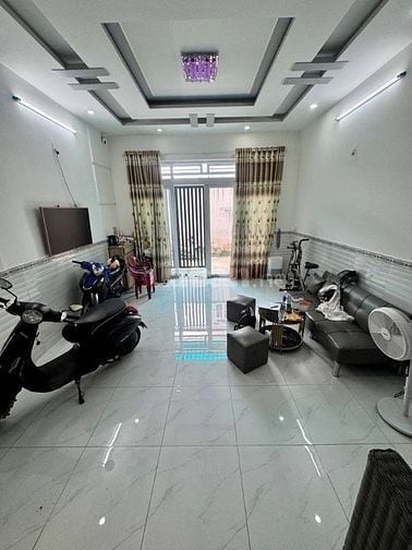 Cơ hội đầu tư: Nhà hẻm Bành Văn Trân, tiện ích đầy đủ - Giá 1,63 Tỷ