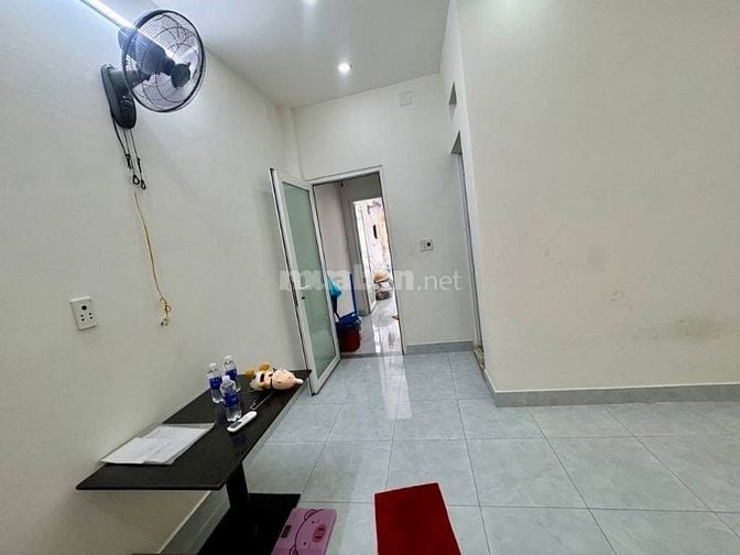 Cơ hội đầu tư: Nhà hẻm Bành Văn Trân, tiện ích đầy đủ - Giá 1,63 Tỷ