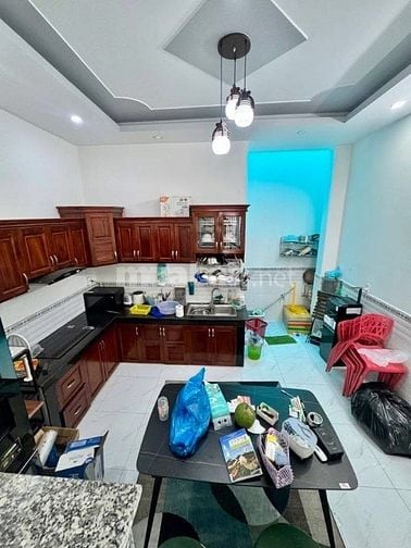Cơ hội đầu tư: Nhà hẻm Bành Văn Trân, tiện ích đầy đủ - Giá 1,63 Tỷ