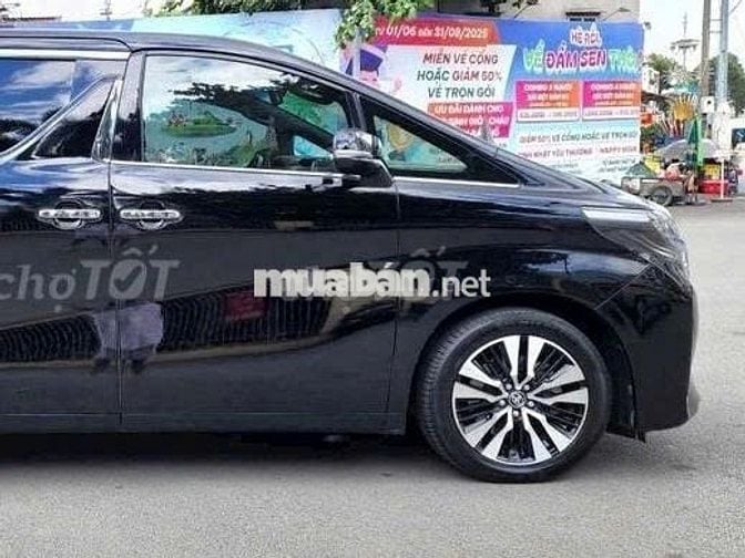 Toyota Alphard 2020 - màu đen - 67000 km