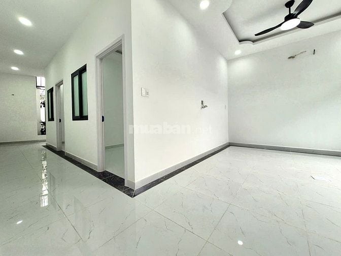 Nhà cấp 4 diện tích gần 90m² chỉ % tỷ 9, hẻm ô tô 1627 Huỳnh Tấn