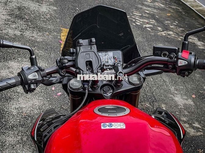 cần bán Honda Cb500F USD hai dĩa, có giao lưu xe.