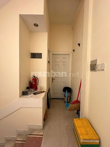 mình cần bán căn nhà 5 tầng , 4,7x16m. cn 68m2 . giá 15,8 tỷ TL