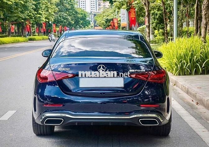 Mercedes Benz C300 Allnew - 32000 km