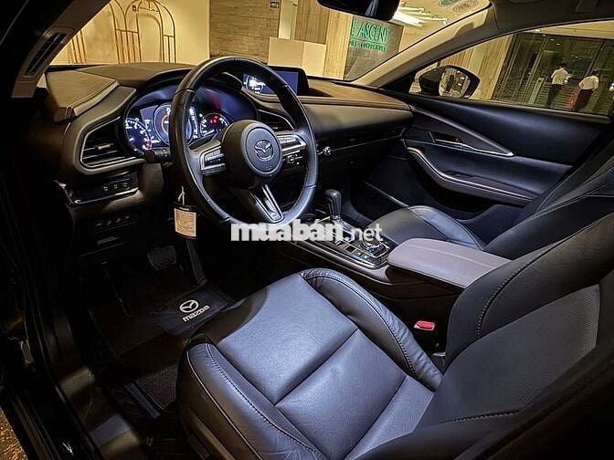 Mazda CX-30 2023 Luxury 2.0 AT - 36000Km Sơn Zin