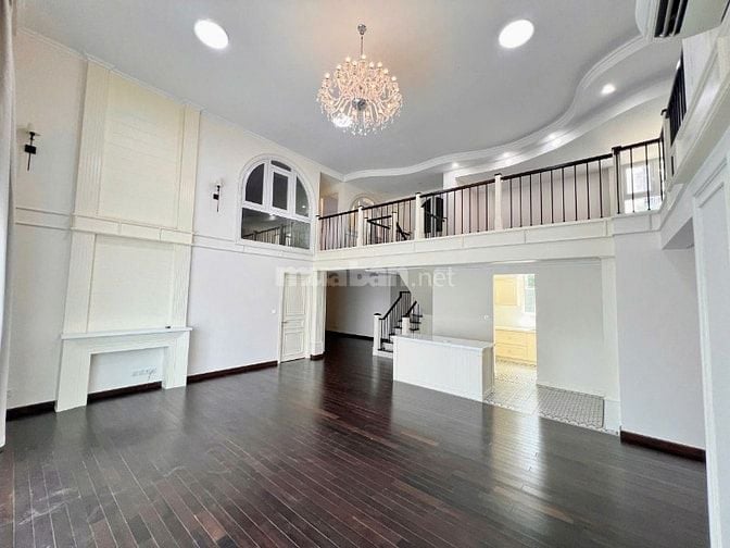 Bán Duplex Vista Verde 350m2 - 6PN 6WC, 3 mặt thoáng, giá tốt nhất khu