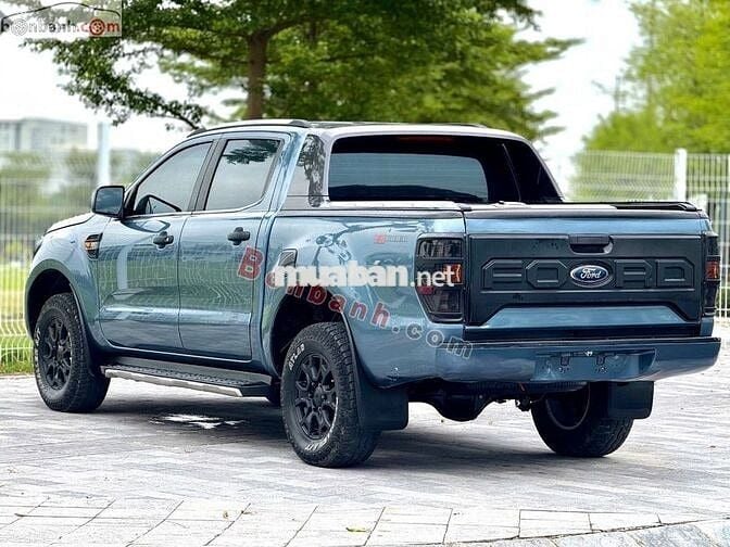 Xe Ford Ranger XLS 2.2L 4x2 AT 2017 - 448 Triệu