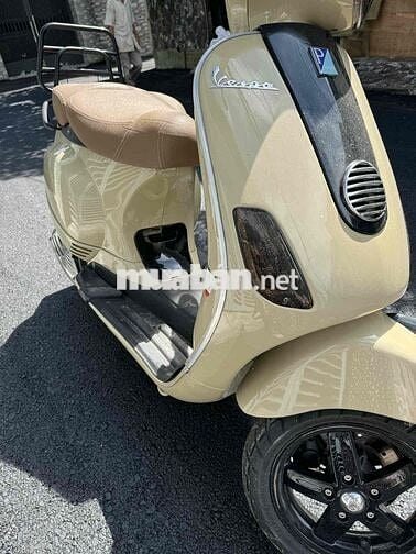 VESPA LX